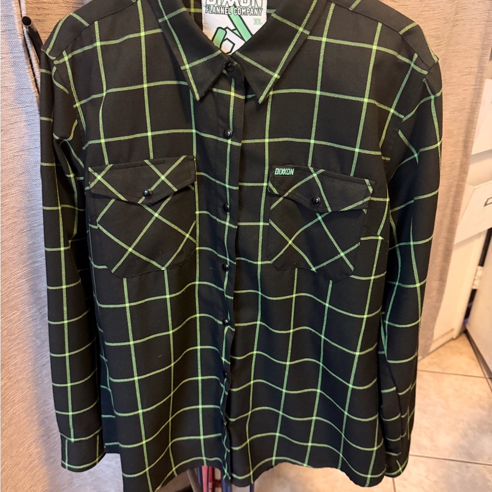DIXXON Womens Black flannel with Green Grid Pattern